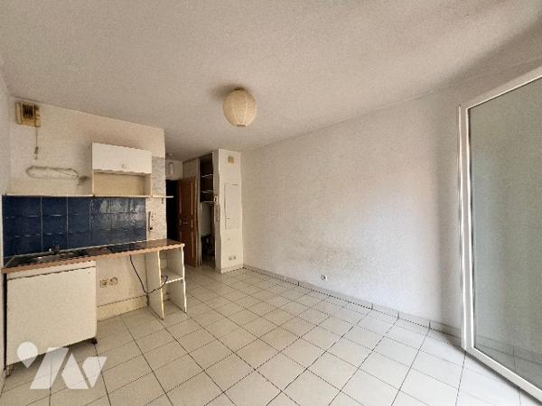 STUDIO SAINT JEAN D'ANGELY