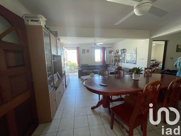 Maison 7 pièces de 174 m² à Saint-Louis (97450)