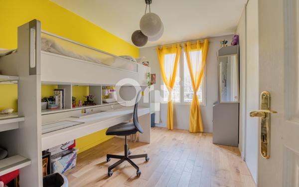 Maison à vendre    6 pièces • 159,97 m2 Bussy-Saint-Georges