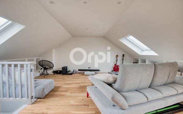 Maison à vendre    6 pièces • 159,97 m2 Bussy-Saint-Georges