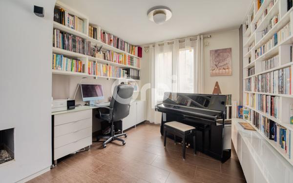 Maison à vendre    6 pièces • 159,97 m2 Bussy-Saint-Georges