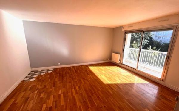 Appartement à louer    3 pièces •  Rosny-sous-Bois