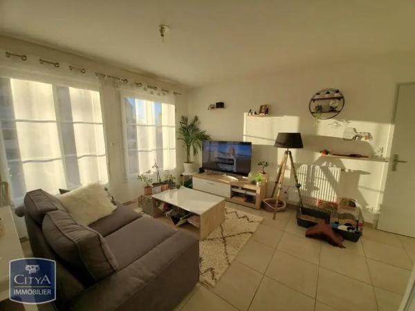 Appartement à louer 2 pièces 40.1m² Amfreville-la-Mi-Voie (76920)