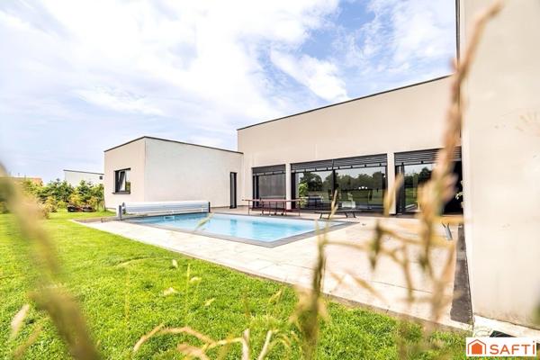 Maison d'architecte de plain pied - 220m² - Seingbouse