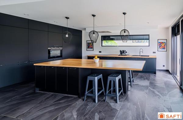 Maison d'architecte de plain pied - 220m² - Seingbouse