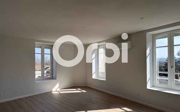 Appartement à louer    3 pièces • 60,69 m2 La Côte-Saint-André