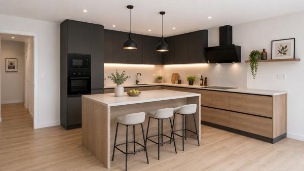 Appartement
         3 pièces
        - 81 m² 227 900 € *