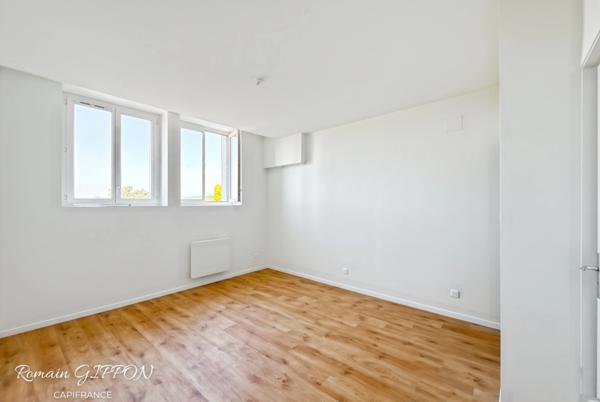 Maison de maître à Liverdun (2 à 3 logements – vue exceptionnelle) - 9 pièces pour 215 m2