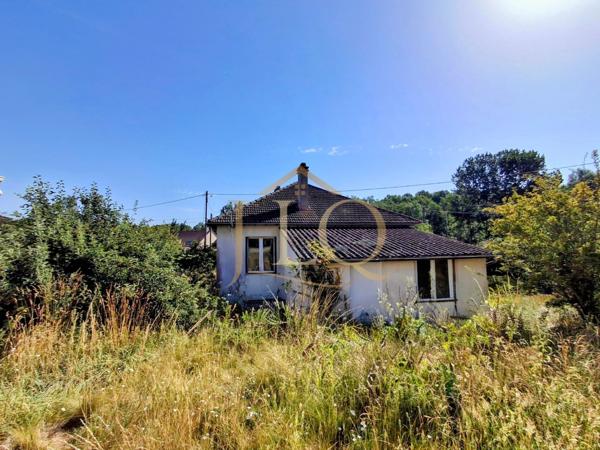 Chapitre Deux, Maison de plain pied de 91m² - 5 pièces - 3 chambres - 365m² de terrain