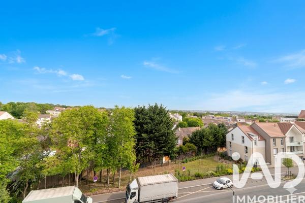 Appartement à vendre 3 pièces 57,55 m² Jouy-le-Moutier