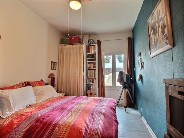 Maison Sauveterre 2 pièces 48 m² avec Stationnement et Grand Jardin