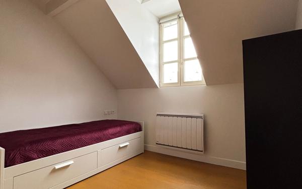 Appartement à louer    3 pièces • 56,57 m2 Saint-Germain-en-Laye