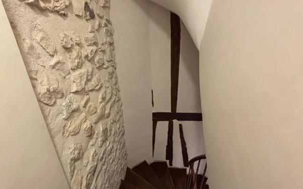 Appartement à louer    3 pièces • 56,57 m2 Saint-Germain-en-Laye