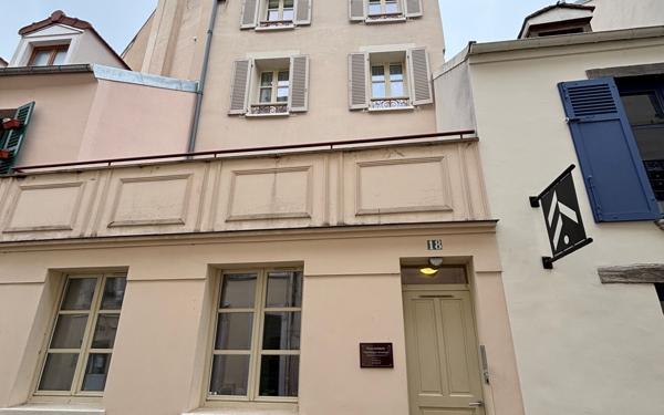Appartement à louer    3 pièces • 56,57 m2 Saint-Germain-en-Laye