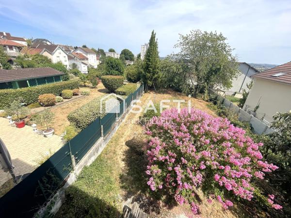 Grande maison de ville avec jardin