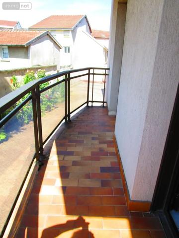 Location - Appartement Châlons-en-Champagne 51000 1 pièce 33 m 2