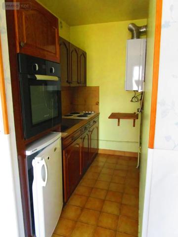 Location - Appartement Châlons-en-Champagne 51000 1 pièce 33 m 2
