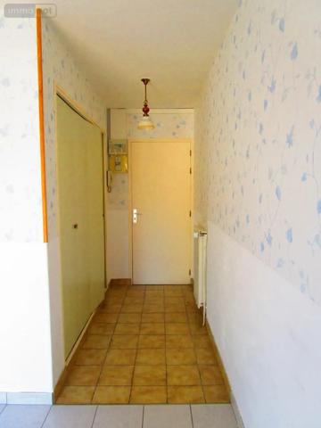 Location - Appartement Châlons-en-Champagne 51000 1 pièce 33 m 2