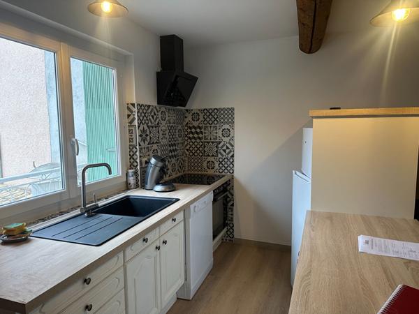 MAISON DE VILLE MEUBLEE CENTRE HISTORIQUE MANOSQUE