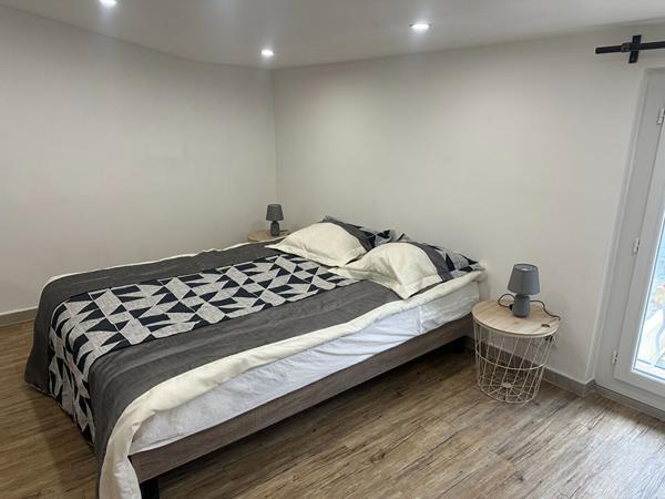 MAISON DE VILLE MEUBLEE CENTRE HISTORIQUE MANOSQUE