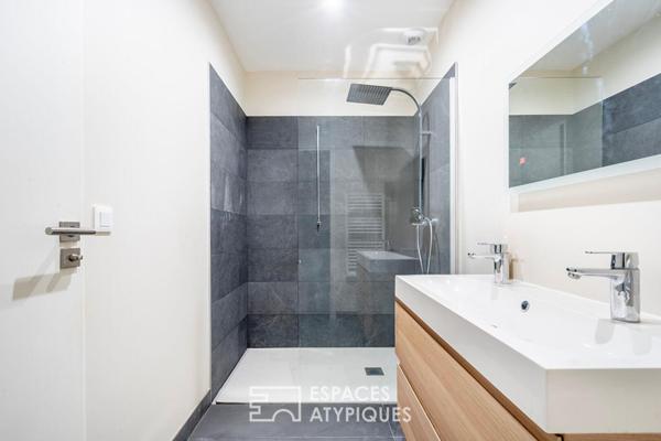 Maison esprit loft avec terrasse au calme d’une impasse