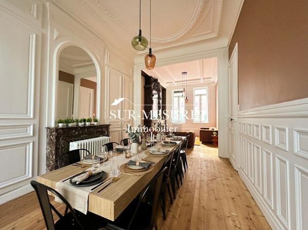 Maison ancienne à louer, 16 pièces - Lille 59000