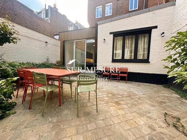 Maison ancienne à louer, 16 pièces - Lille 59000
