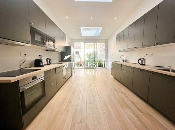 Maison ancienne à louer, 16 pièces - Lille 59000