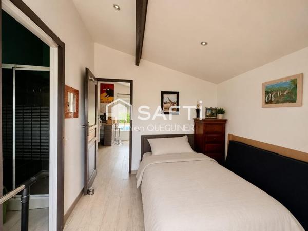 Spacieuse maison familiale, piscine, studio, 3 garages