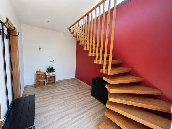 Comme une maison avec vue sur les montagnes – Duplex de charme de 105 m² avec jardin privatif