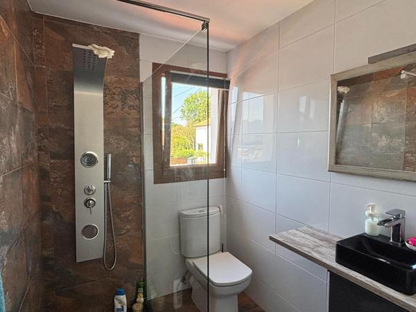 Comme une maison avec vue sur les montagnes – Duplex de charme de 105 m² avec jardin privatif