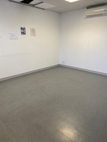 LOCAUX PROFESSIONNELS ROUTE DE CHERVEUX - NIORT