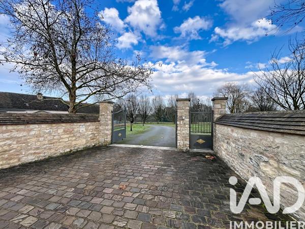 Maison à vendre 8 pièces 234 m² Fragnes-La Loyère