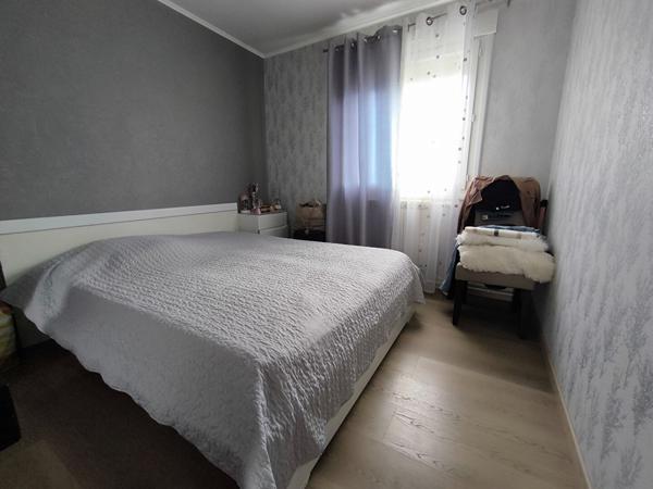 COULAINES - Maison de 90 m2 - Proches commerces et transports