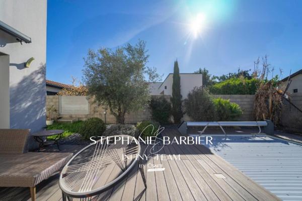 Magnifique Contemporaine  avec 4 suites  garage et jardin