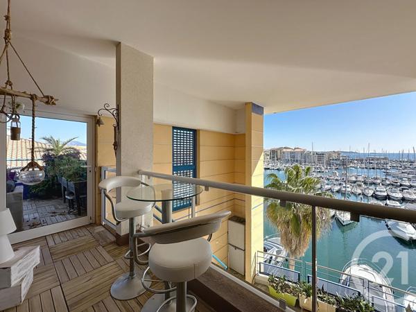 Appartement T6 à vendre  6 pièces - 150 m2 FREJUS - 83