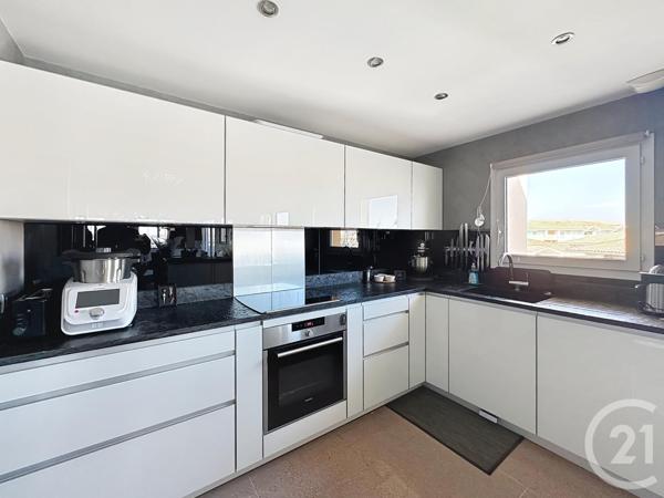 Appartement T6 à vendre  6 pièces - 150 m2 FREJUS - 83