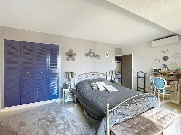 Appartement T6 à vendre  6 pièces - 150 m2 FREJUS - 83