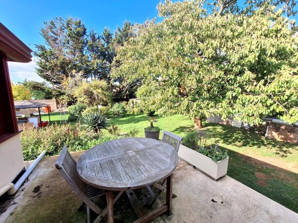 Maison dans un cadre verdoyant ET SANS VIS A VIS