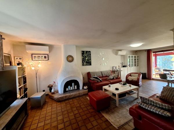 Maison dans un cadre verdoyant ET SANS VIS A VIS