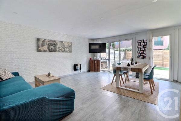 Appartement T2 à vendre  2 pièces - 48 m2 FREJUS - 83