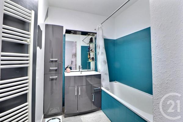 Appartement T2 à vendre  2 pièces - 48 m2 FREJUS - 83