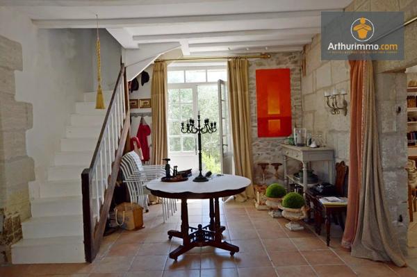 Vente                                                      Maison de village
                        
                     6 pièces                      235 m2                     à Lévignac-de-Guyenne