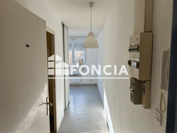 Location Studio 21.51 m² - 76-78 RUE DE MONTBERNAGE Poitiers 86000