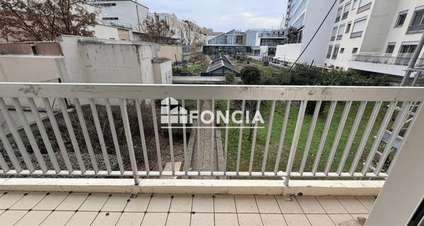 À vendre Studio 27.73 m² - Paris 75013