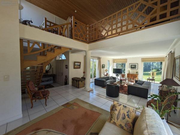 Maison à vendre à Les Herbiers en Vendée (85500), ref : 85013-1090065   
Petit-Bourg