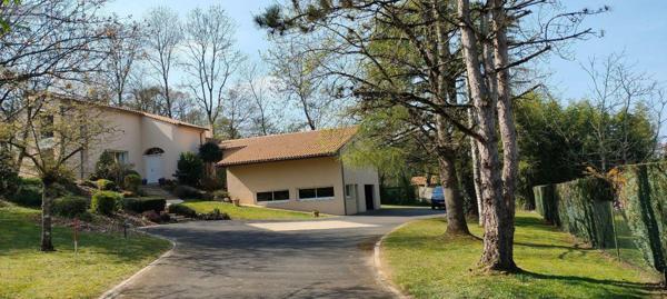 Maison à vendre à Les Herbiers en Vendée (85500), ref : 85013-1090065   
Petit-Bourg