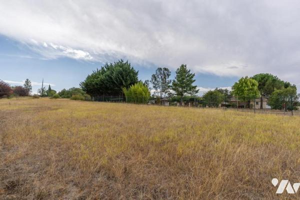 EXCEPTIONNEL TERRAIN CONSTRUCTIBLE QUINT VILLAGE
