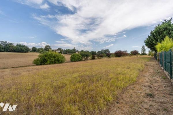 EXCEPTIONNEL TERRAIN CONSTRUCTIBLE QUINT VILLAGE
