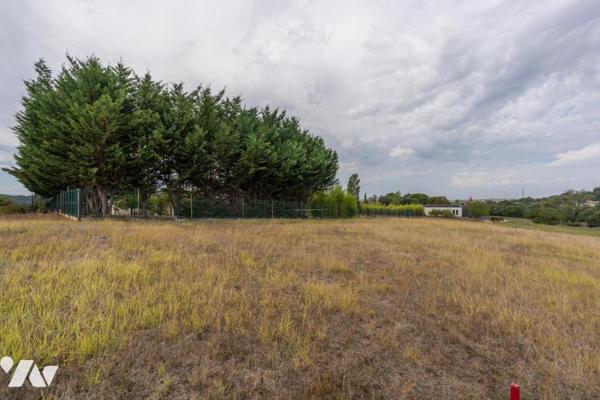 EXCEPTIONNEL TERRAIN CONSTRUCTIBLE QUINT VILLAGE
